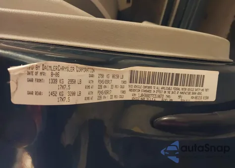 2007 Jeep Grand Cherokee Overland z USA, uszkodzony, nr VIN 1J8HR68277C510672